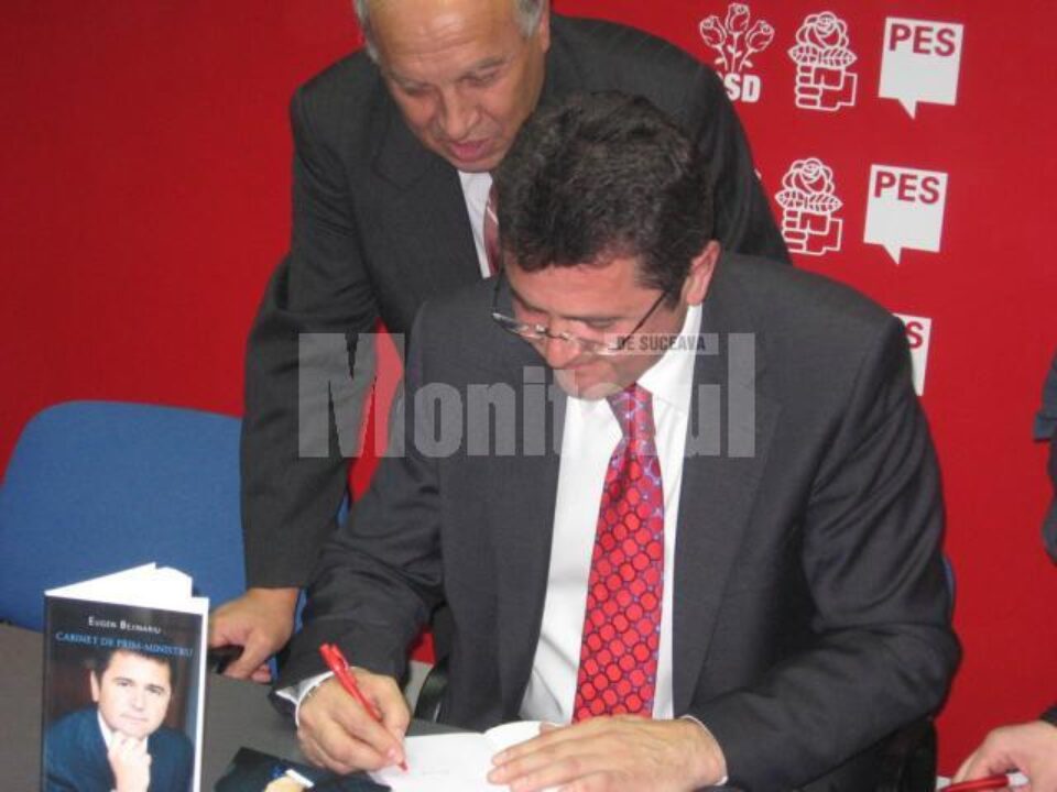 Lansare de carte: Deputatul Eugen Bejinariu a debutat ca scriitor