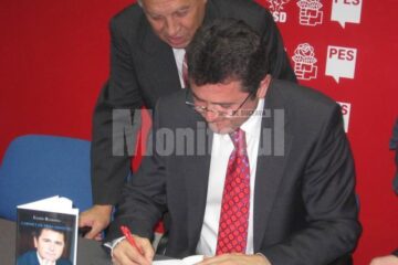 Lansare de carte: Deputatul Eugen Bejinariu a debutat ca scriitor