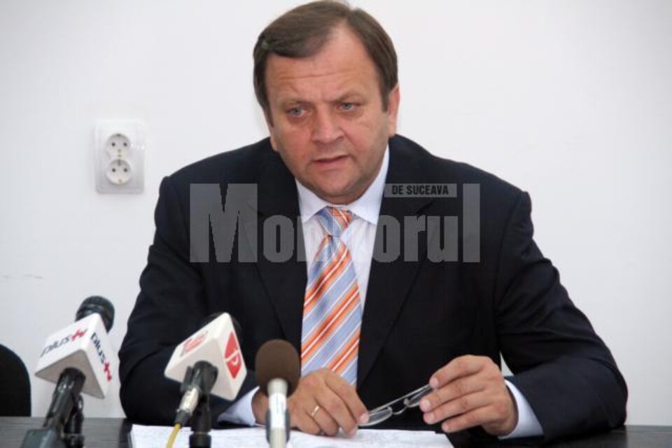 Gheorghe Flutur: „Linia Tel-Verde poate fi accesată gratuit de toți cei care vor să sărbătorească luna decembrie în Bucovina”