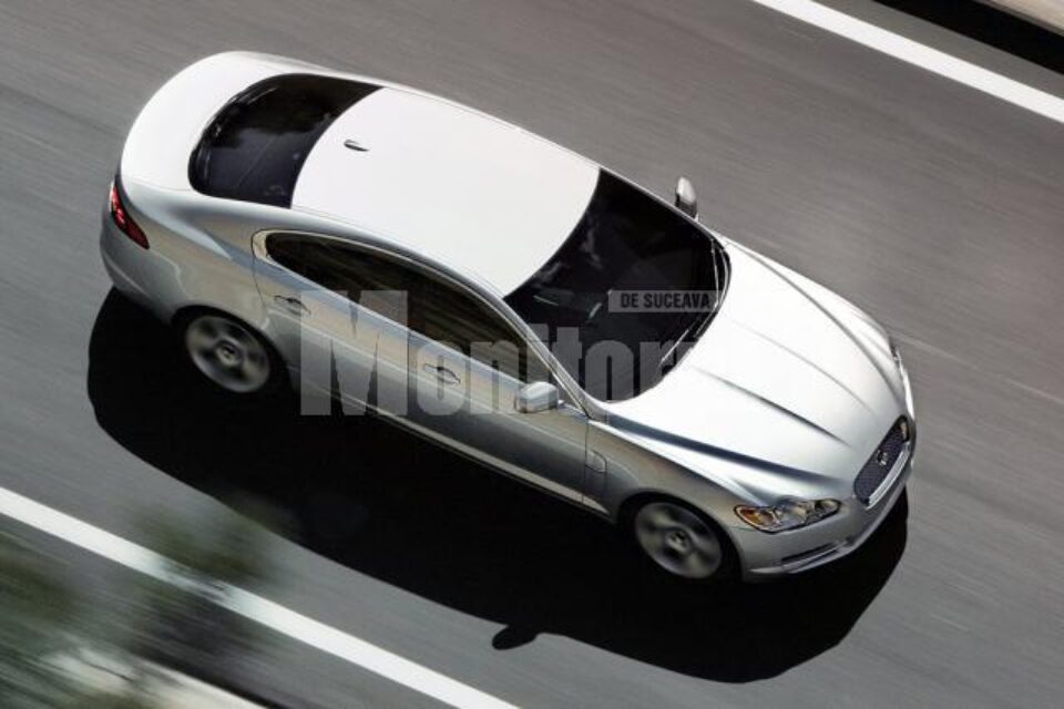 Jaguar XF sedan 2008