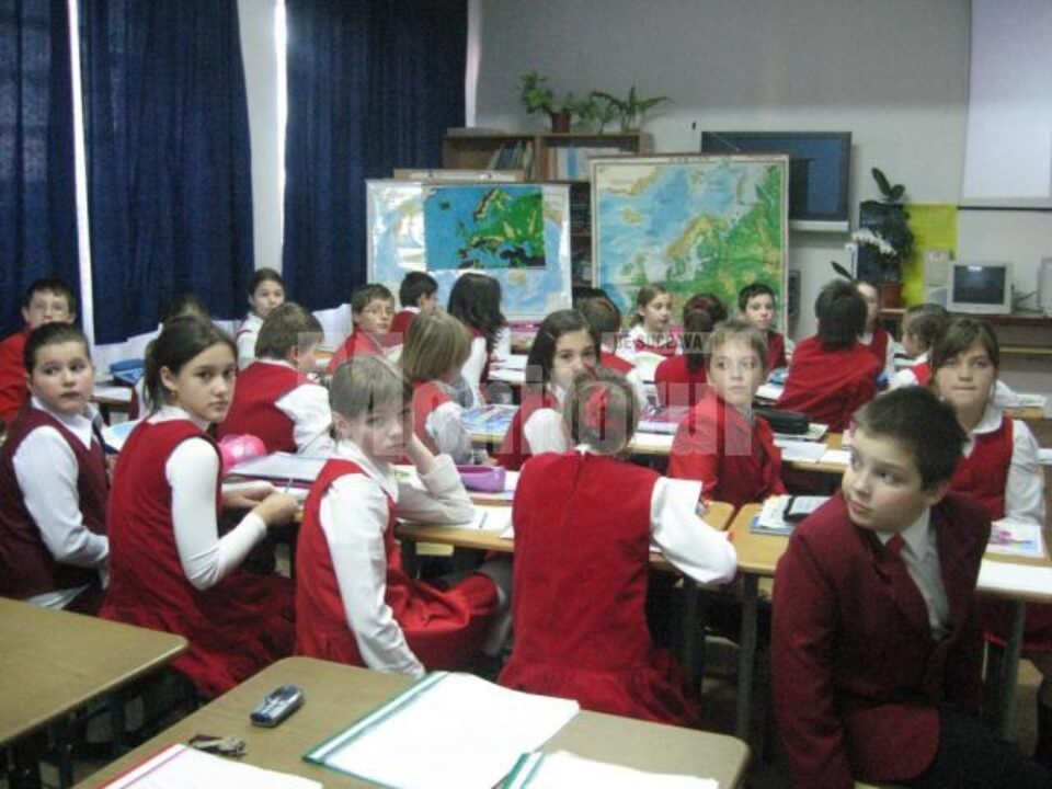 Majoritatea părinților au refuzat imunizarea elevelor de clasa a IV-a
