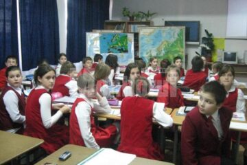 Majoritatea părinților au refuzat imunizarea elevelor de clasa a IV-a