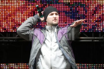 În deschidere la 2UNLIMITED, au cântat Cătălin Josan și trupa Simplu