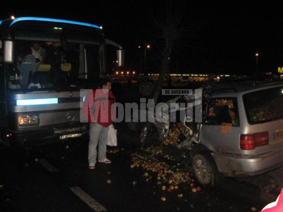 Șoferul autoturismului a fost salvat de faptul că mașina sa era cu volan pe dreapta