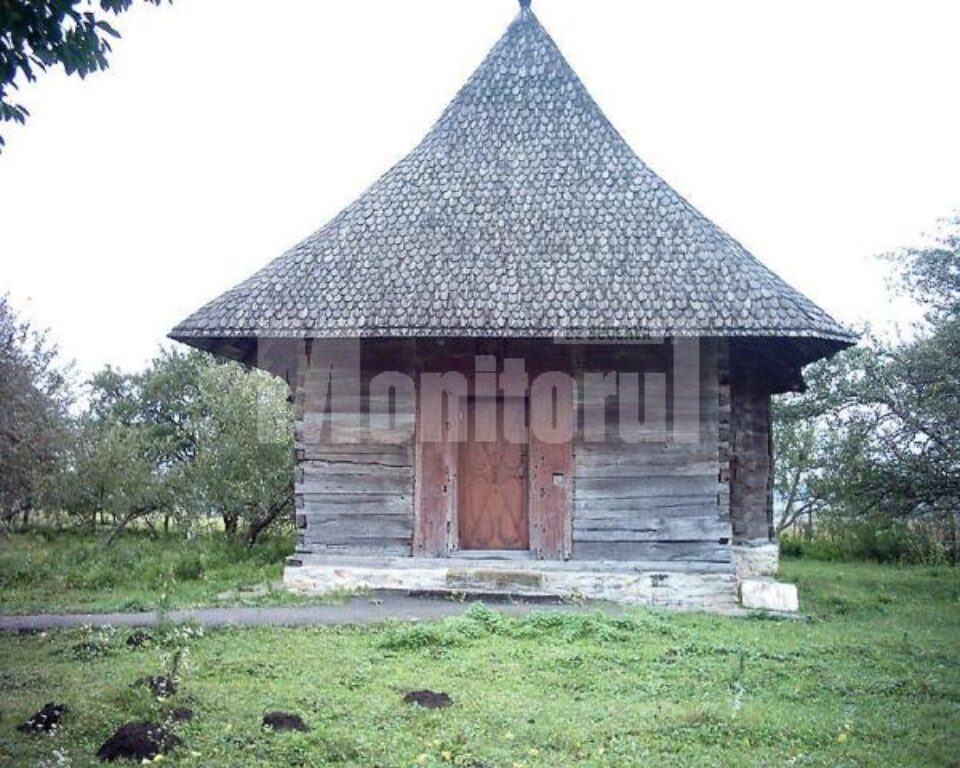 Istorie: Biserica de lemn din Bănești