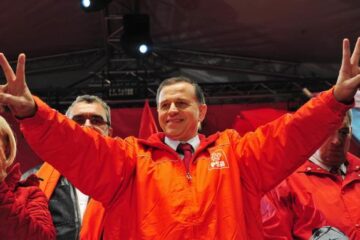 Președintele PSD, Mircea Geoană: Este cel mai bun scor din istoria partidului. Foto: MEDIAFAX