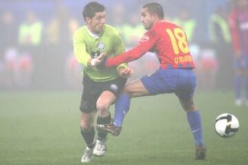 Steaua a câștigat norocos și s-a apropiat la 6 puncte de Dinamo
