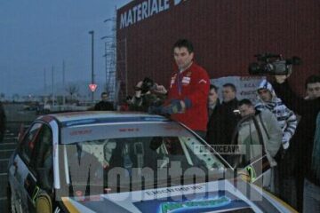 Campionul de raliu Bogdan Marișca a făcut câteva demonstrații de virtuozitate cu mașina de competiții