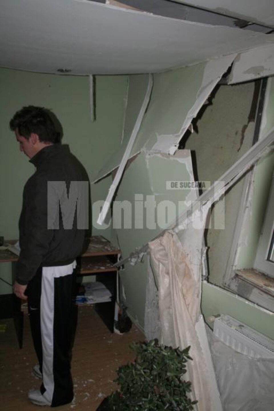 Accident: Răniți după o explozie în casă, din cauza acumulărilor de gaze