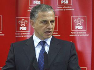 Mircea Geoană afirmă că a fost "o premieră istorică", fiind prima întâlnire oficială între PSD și PD-L