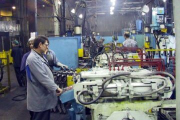 Dacia renunță la 620 de angajați temporar și întrerupe producția până în ianuarie. Foto: MEDIAFAX