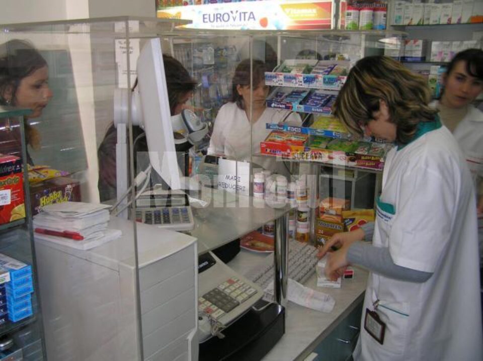 Din farmaciile aflate în contract cu CAS au fost eliberate în octombrie peste 80.000 de rețete
