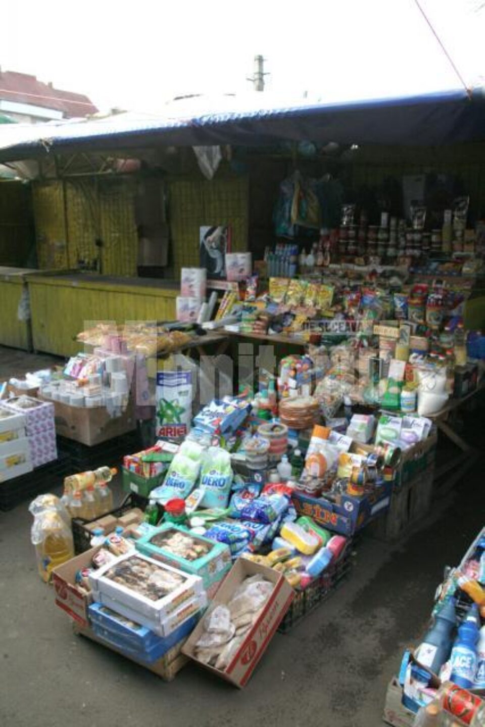 Piețele, pline de produse din Ucraina