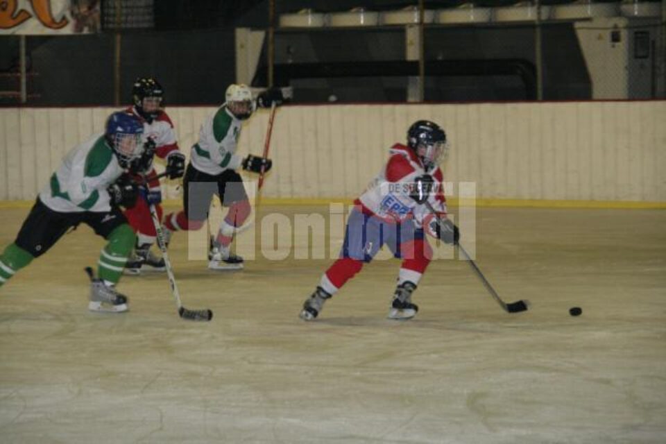 Primul meci dintre Suceava și Steaua se va juca în nocturnă