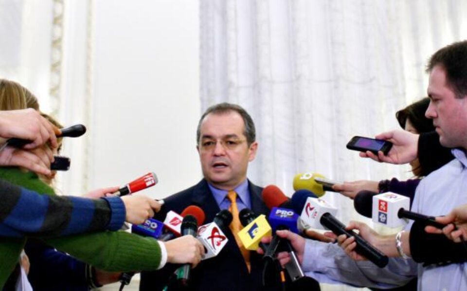 Președintele PDL, Emil Boc, a declarat, ieri, că viitorul Guvern va avea 18 ministere. Foto: MEDIAFAX