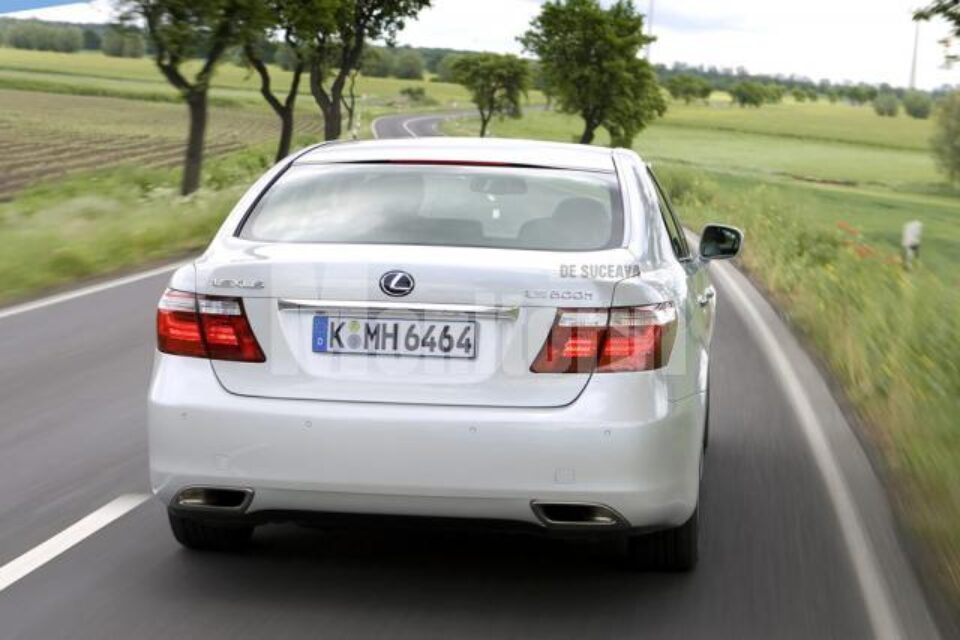 Lexus LS 600h 2008