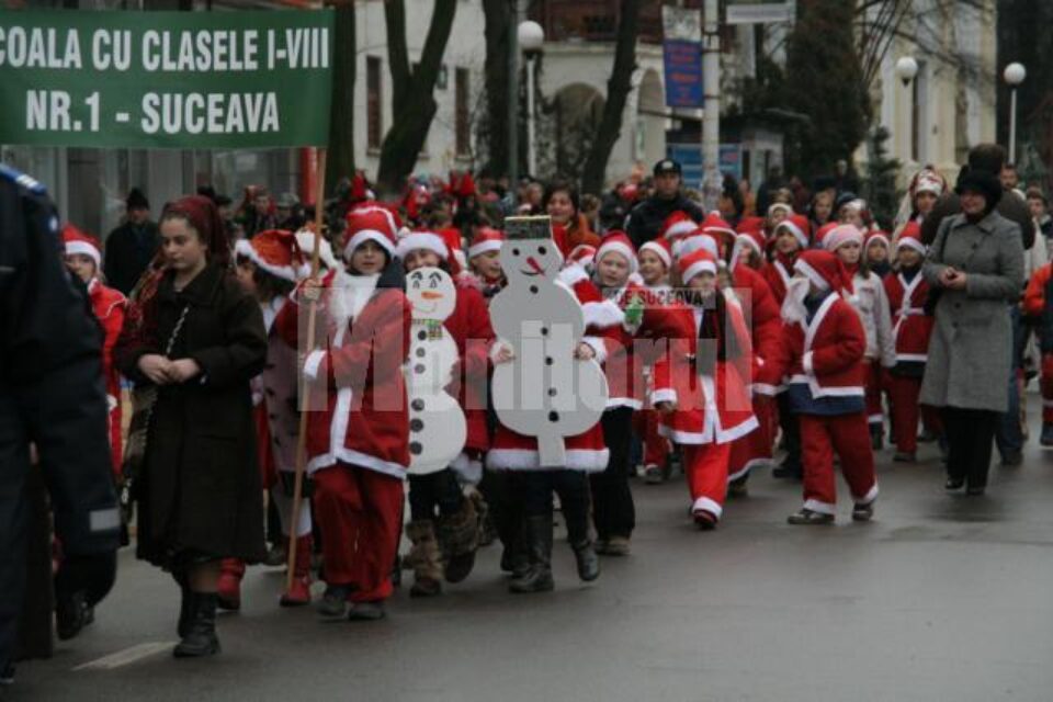 Suceava, invadată de Moși Crăciun și Crăciunițe