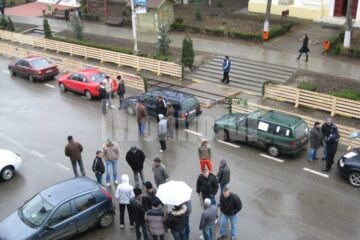 Prezență slabă la protestul proprietarilor de mașini second
