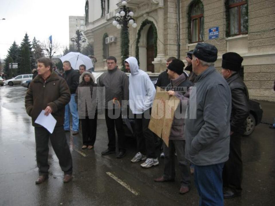 Prezență slabă la protestul proprietarilor de mașini second