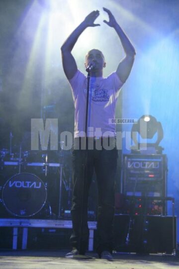 Concert Voltaj: Deputatul PD-L Ioan Bălan bifează prima promisiune electorală