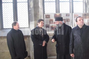 Theodor Paleologu susține înființarea unui centru de restaurare la Putna