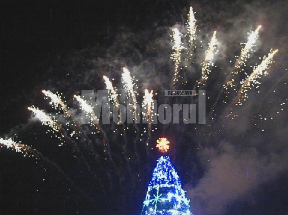 Foc de artificii la trecerea dintre ani