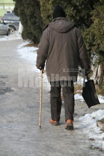 Statistici negre: Trotuarele din Suceava, locuri de rupt picioarele și mâinile