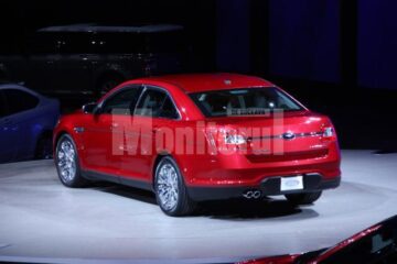 Ford Taurus 2010