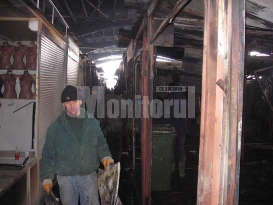 Sprijin: Primăria va da 5.000 de lei pentru fiecare chioșc distrus în incendiul din bazar