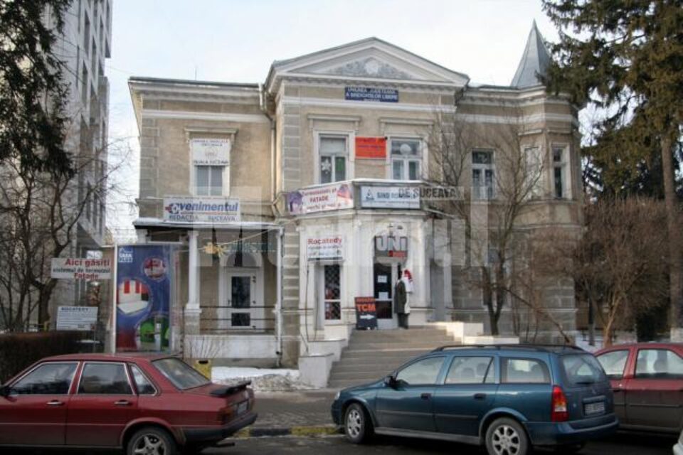 Dr. Costea a moștenit casa în care a locuit profesorul Samuil Isopescu, fosta Casă a Sindicatelor