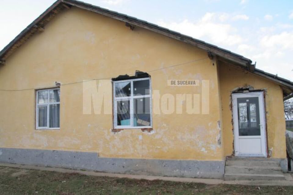 Lipsă de fonduri: Peste o sută de școli din județ construite sau reabilitate pe datorie