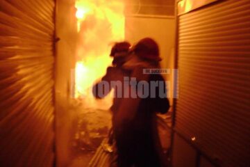 Pompierii au încercat să limiteze valoarea pagubelor, însă intervenția lor a fost grea