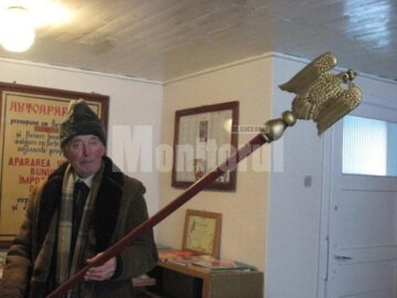 Lancea cu cap de vultur simbol al biruintei