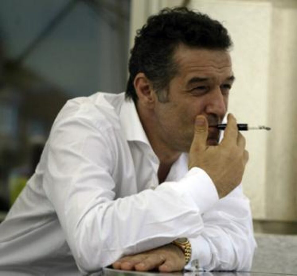 Gigi Becali nu este văzut cu ochi buni de șeful FRF Gigi Becali nu este văzut cu ochi buni de șeful FRF