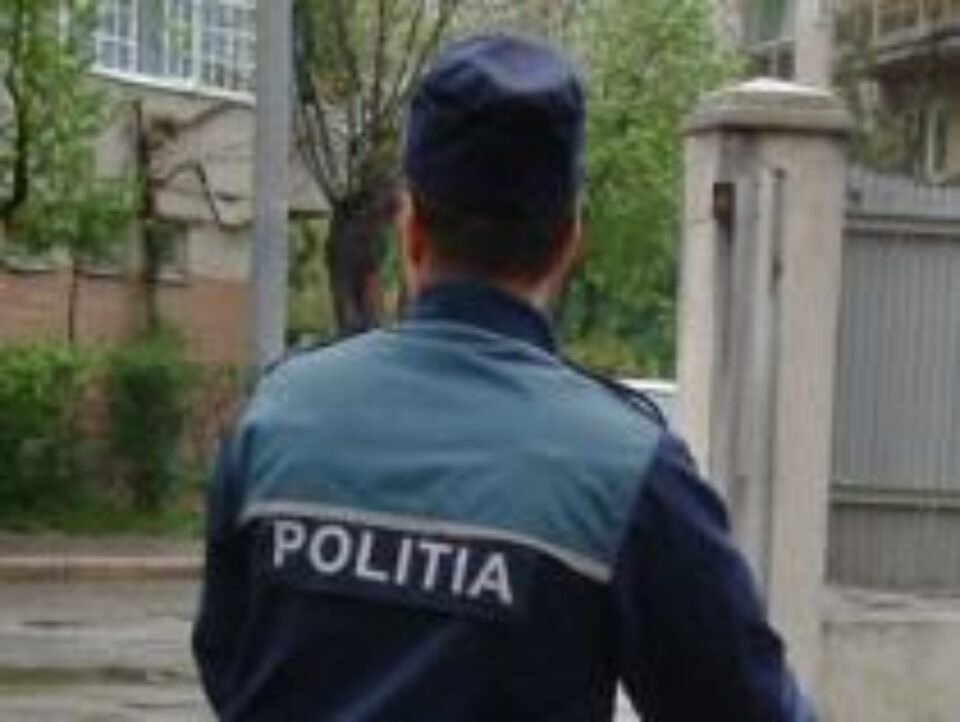 Anul trecut, 66 de polițiști din întreg județul au fost sancționați pentru abateri disciplinare. Foto: MEDIAFAX