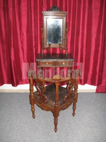 Mobilier de epocă