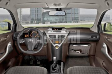 Toyota iQ 2009