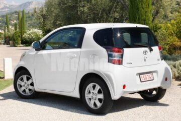 Toyota iQ 2009
