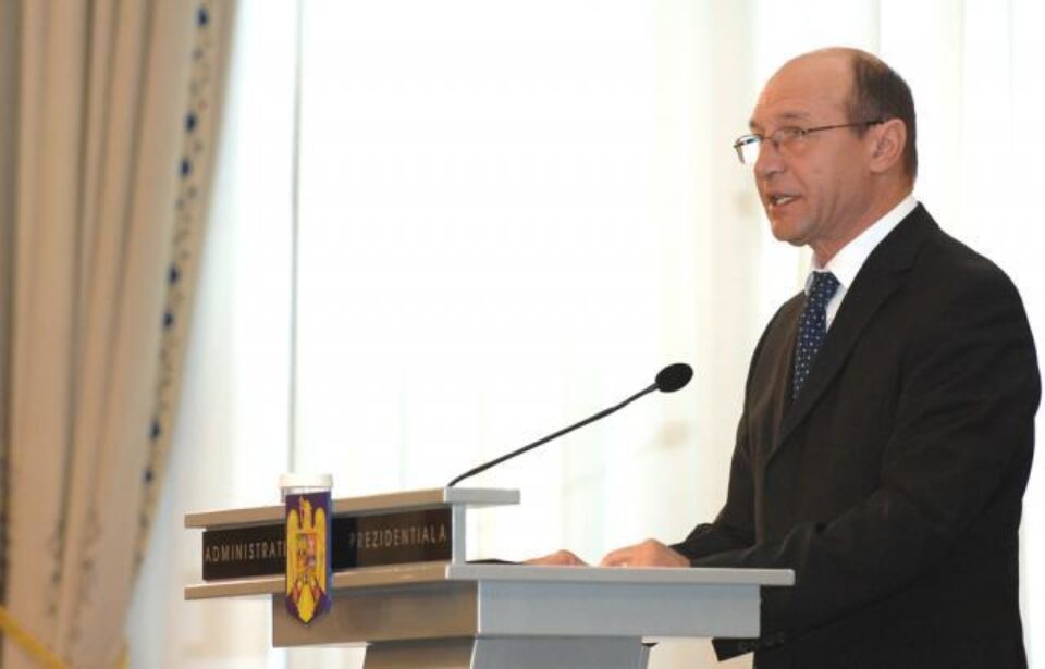 Președintele Băsescu: „O acțiune iresponsabilă de a duce în salarii resursele financiare ale Bugetului ar fi o mare eroare”. Foto: Sorin LUPȘA