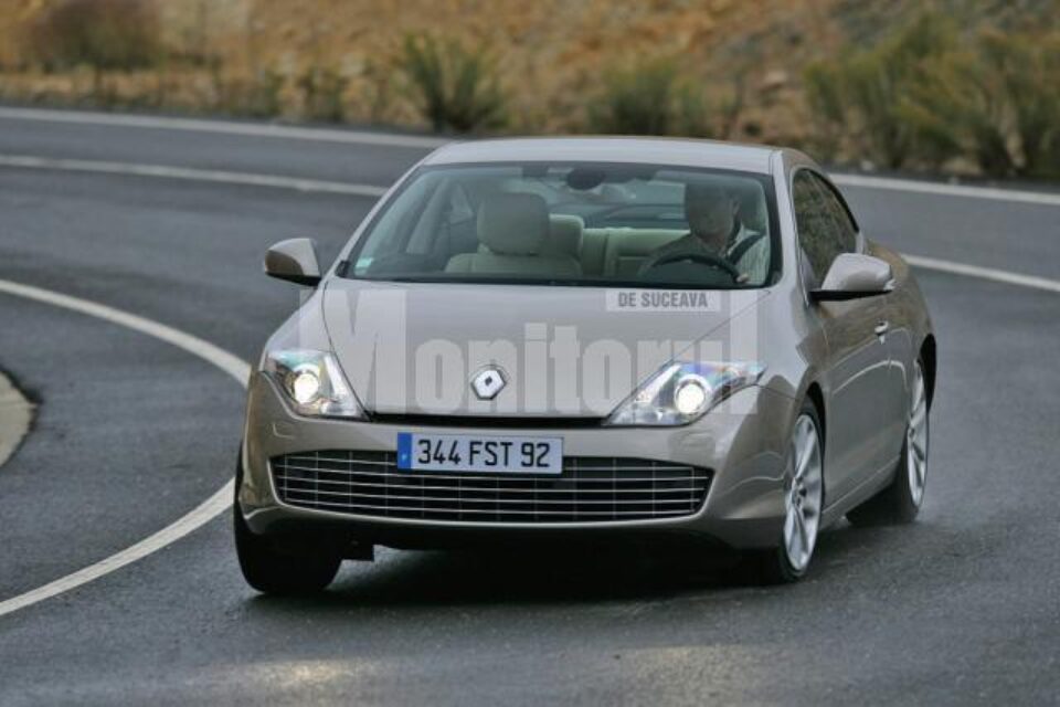 Renault Laguna Coupé 2009