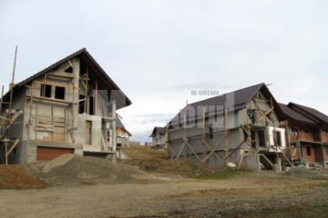 Mai sus de cartierul Tinereții va apărea un cartier privat de vile