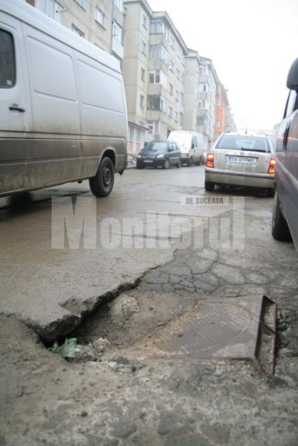 Gurile de canal - capcane pentru șoferi