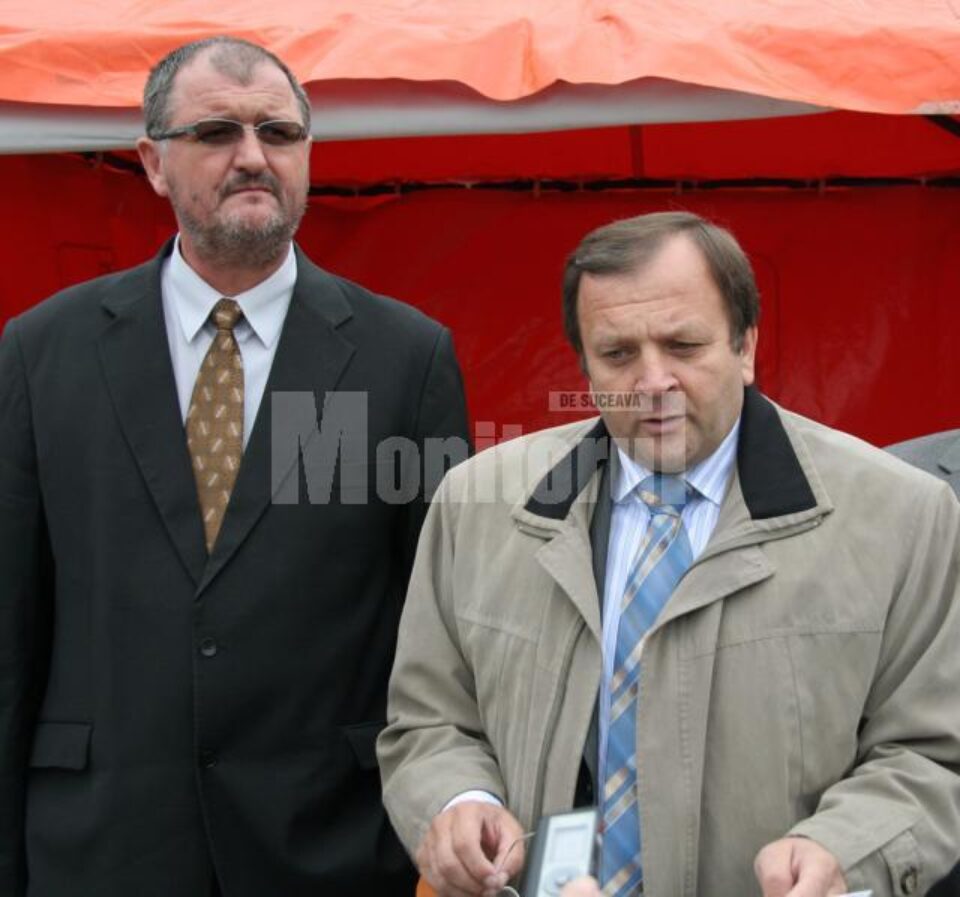 Onofrei și Flutur consideră că fostul guvern a amânat deliberat construcția podului Onofrei și Flutur consideră că fostul guvern a amânat deliberat construcția podului