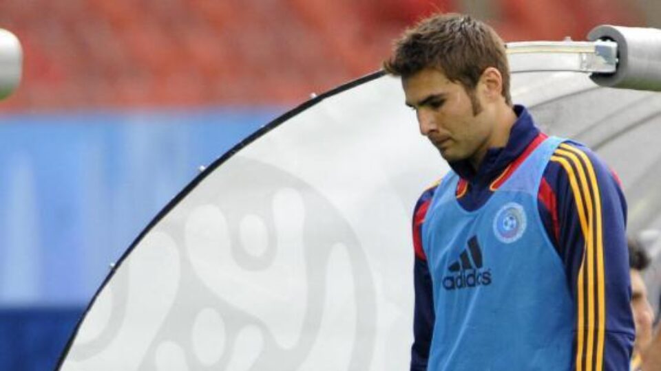 Mutu va lipsi în amicalul de mâine după ce selecționerul l-a învoit pentru a se reface Mutu va lipsi în amicalul de mâine după ce selecționerul l-a învoit pentru a se reface