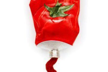 Ultima tendință în materie de îngrijire a pielii, un tub de pastă de tomate. Foto: FreshFood