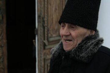 Să ne arătăm tăcuți în fața celorlalți. Foto: Marius ȘUIU