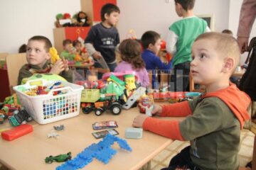 Învățământ: Grădinița din cartierul Obcini, inaugurată oficial