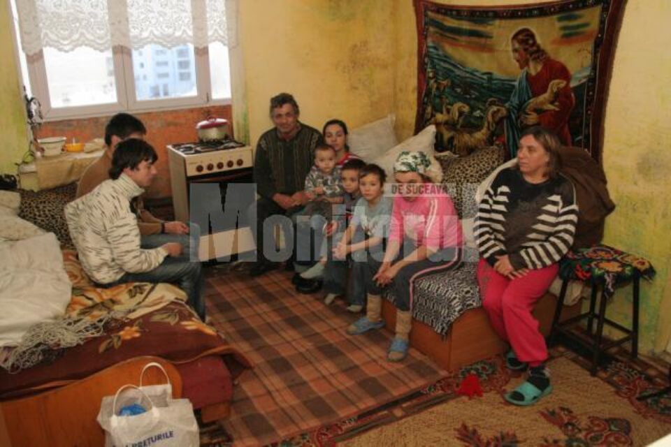 Nouă suflete trăiesc într-o cameră de 12 metri pătrați