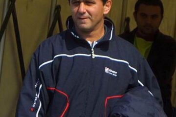 Lăcătuș nu mai cere nimic