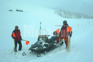 Salvamontișii dorneni au marcat principalul traseu spre vârful Giumalău